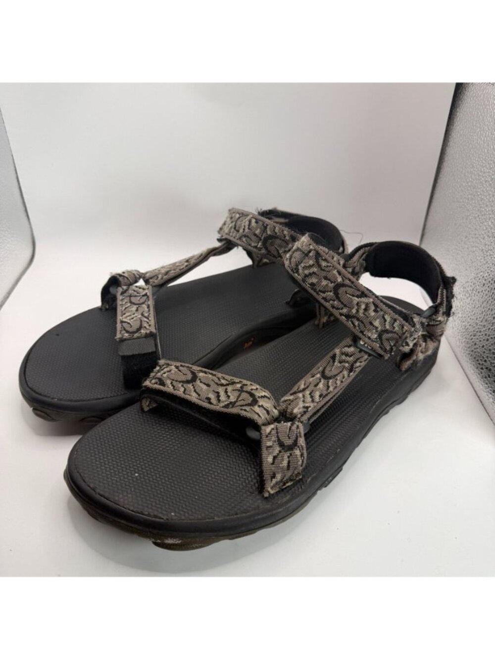 Teva Hurricane Sandals Mens Size 11 Outdoor Adjustable Straps Textured Soles - Picture 2 of 7